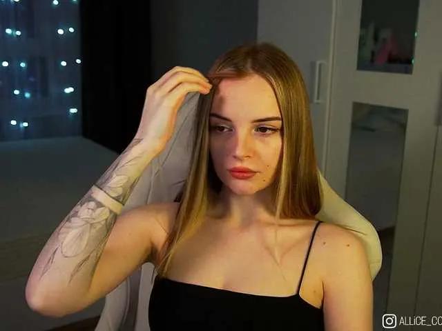 Offline 1-Babyfox on BongaCams