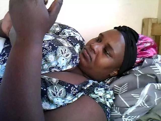 Offline AfricanBBw on BongaCams