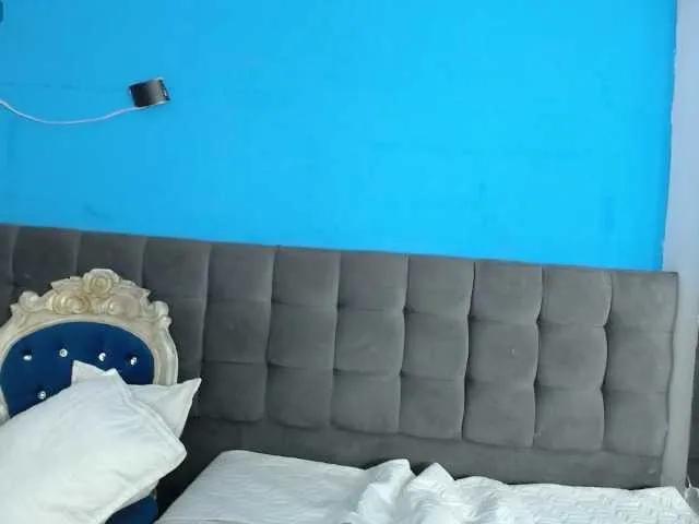 BongaCams Aliis-Love- is Freechat Aliis-Love- — Something that turns me on a lot is when they spank me while they're fucking me on all fours. I like sex a little rough when it comes to putting on a show. I try to enjoy it 100% with you, so that the sexual energy is felt 100%.