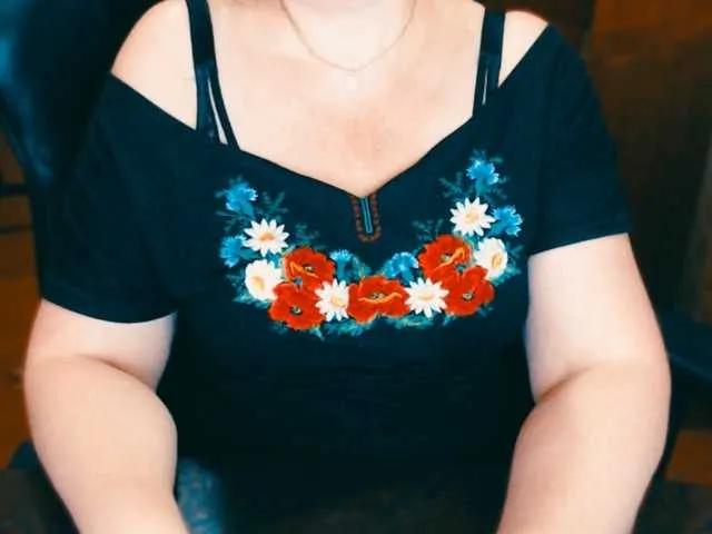 Freechat Alisa1917 on BongaCams