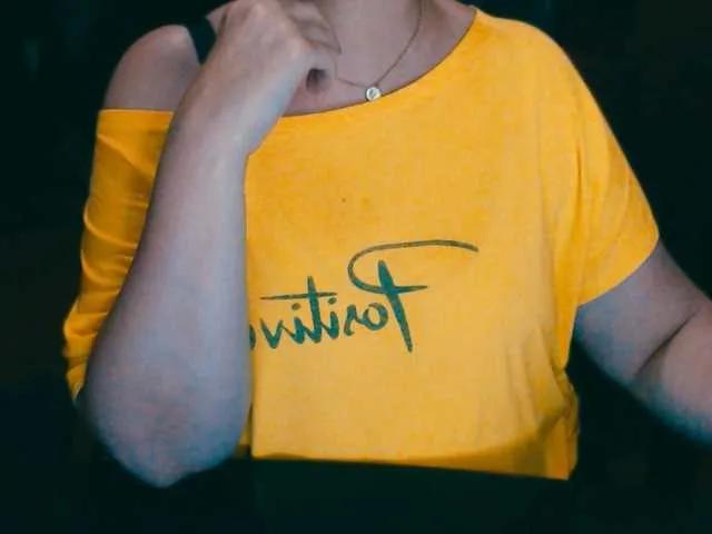 Freechat Alisa1917 on BongaCams