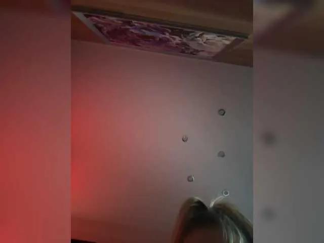 Freechat ALISAMAKS on BongaCams