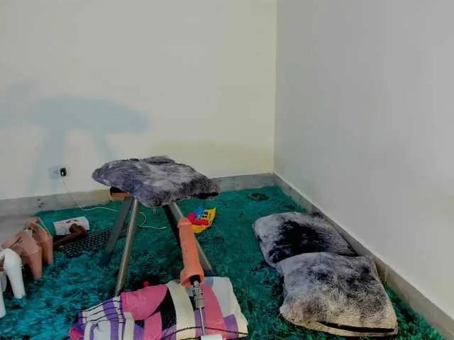 Offline Amelie-hills on BongaCams