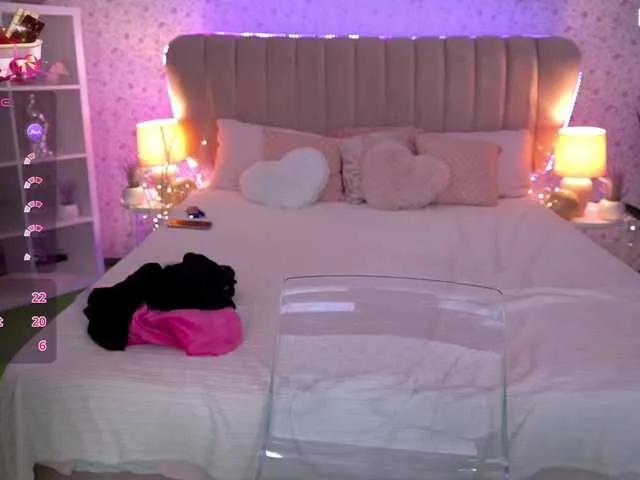 Offline AmelyLoveme on BongaCams