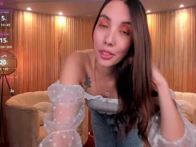 Offline AnaisNin1 on BongaCams