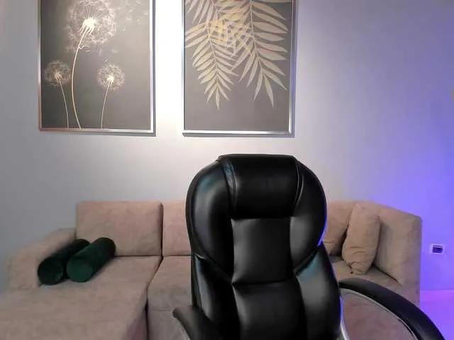 Offline AnaisNin1 on BongaCams