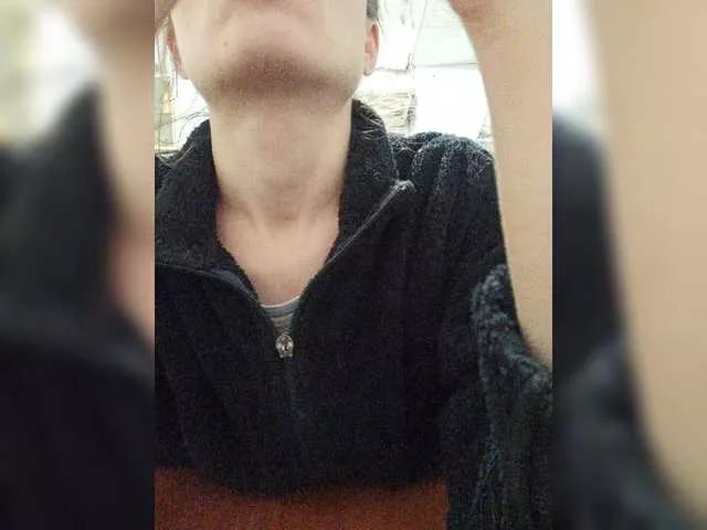 Offline AndreElis on BongaCams