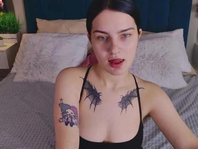 Offline AngelBraun on BongaCams