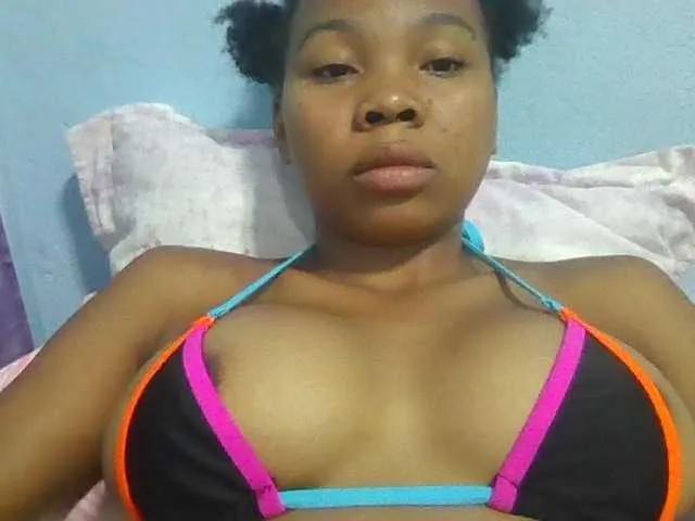 Offline Angelinac on BongaCams