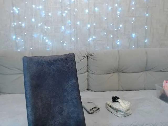 BongaCams AngelinaCute is Freechat AngelinaCute — I enjoy being in the company of caring men, jokes and most of all respect.