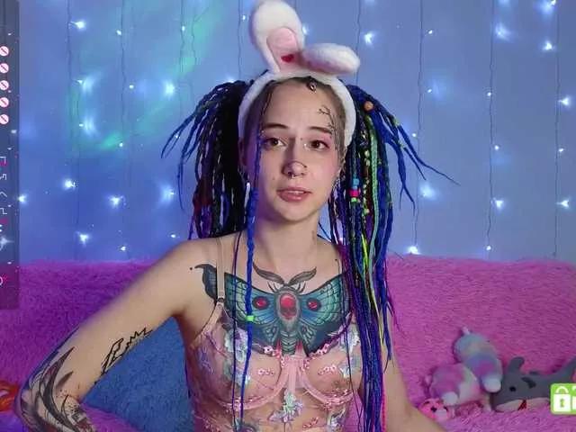 Offline Anuskatz on BongaCams