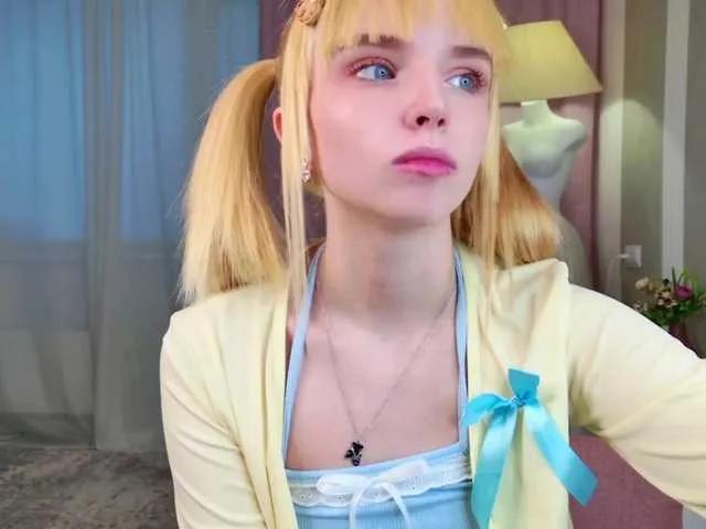 Offline b4by-lol1 on BongaCams