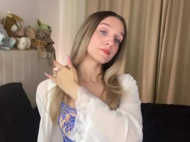 Offline BabyTamagochi on BongaCams