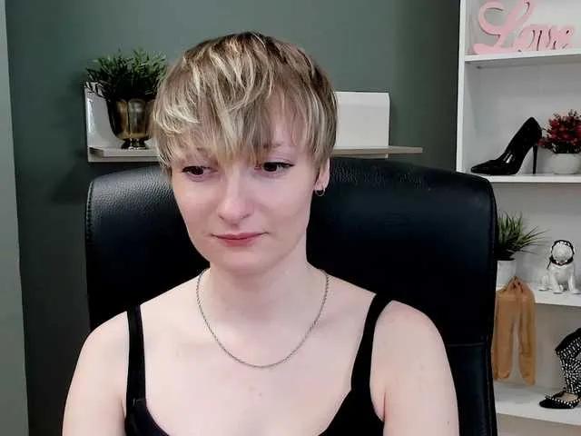 Offline BlairPlay on BongaCams