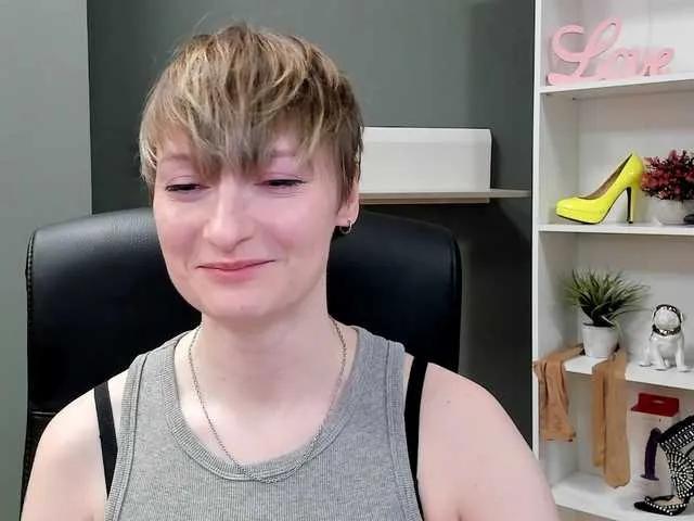 Offline BlairPlay on BongaCams