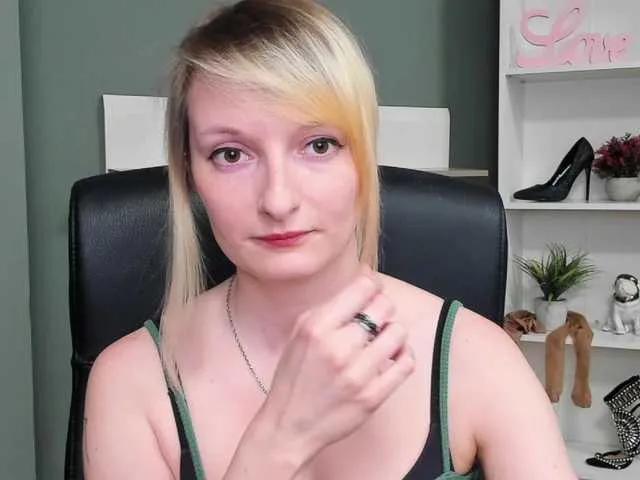 Offline BlairPlay on BongaCams