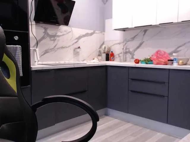 Offline blondalina on BongaCams