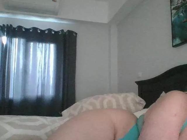 Offline BlondeDollTia on BongaCams