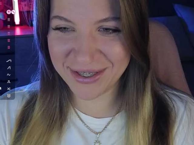 Offline BloomBambi on BongaCams