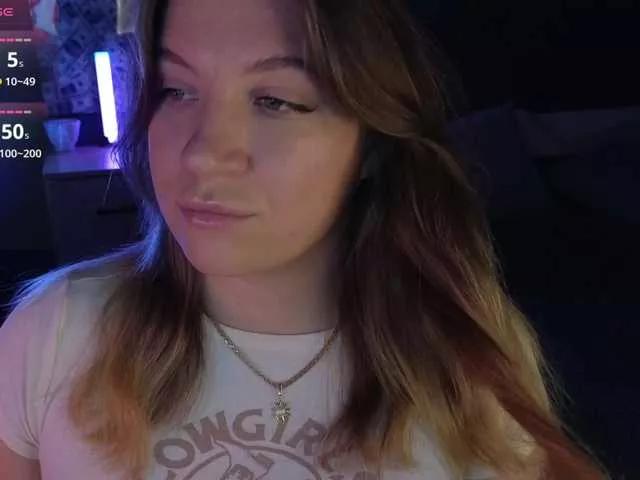 Offline BloomBambi on BongaCams