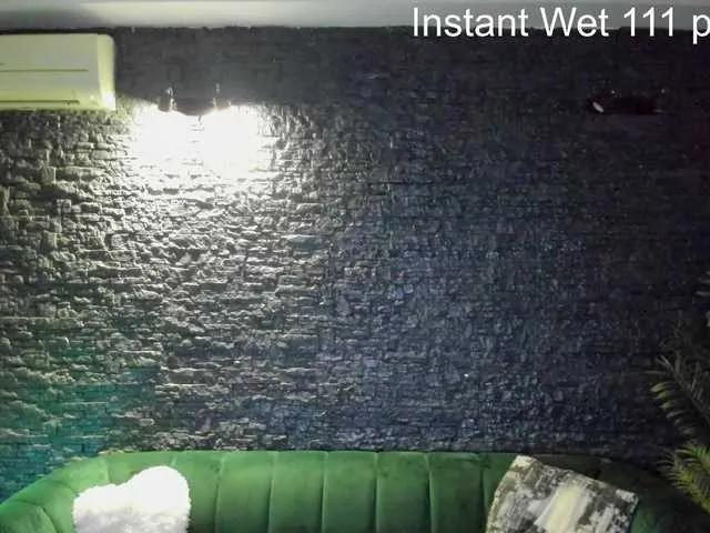 Offline boobzilla on BongaCams