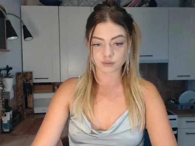 Offline BuffyFire on BongaCams