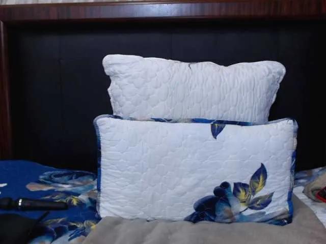 Offline Busttyebony19 on BongaCams