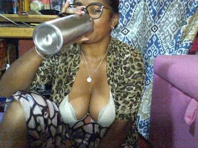 Offline butterfly007 on BongaCams