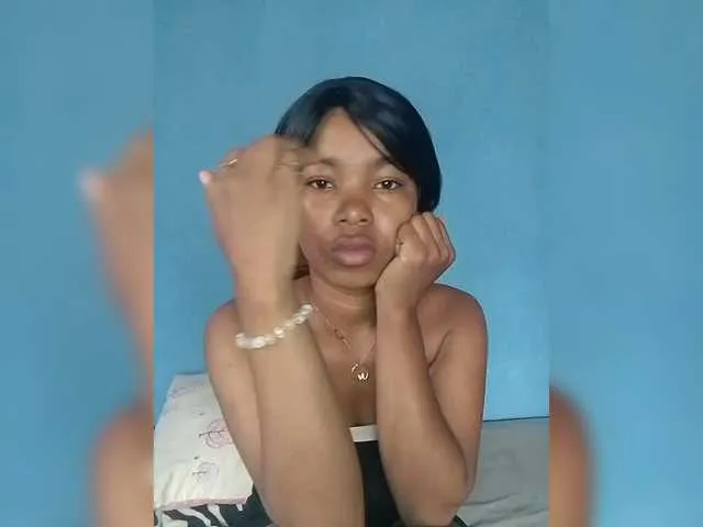 Candis69 on BongaCams