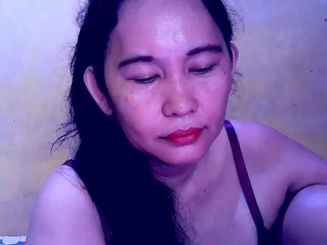 Freechat Carmela4u on BongaCams