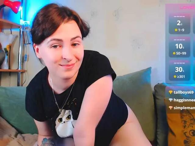 Offline Caroline1995 on BongaCams