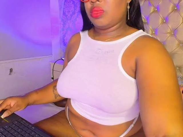 Offline CaseyMoons on BongaCams