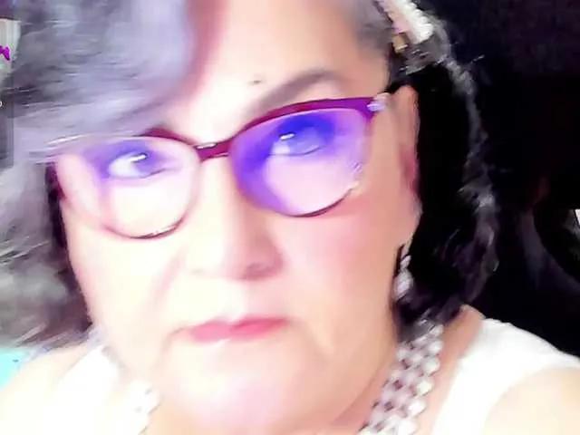 Offline cataleya-mom on BongaCams