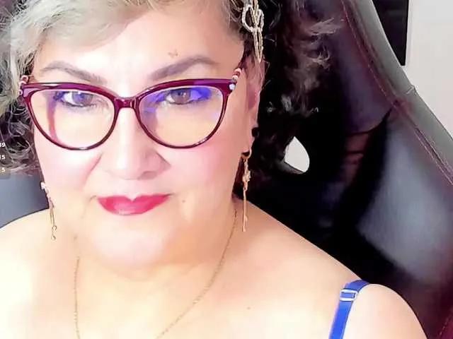 Offline cataleya-mom on BongaCams