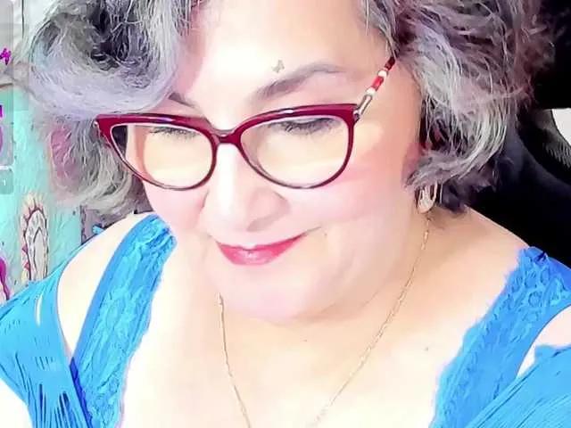 Offline cataleya-mom on BongaCams