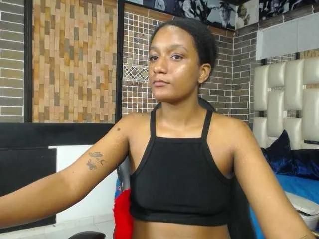 Freechat CattleyaHotGirl on BongaCams