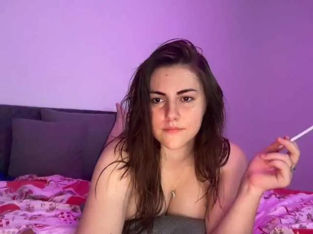 Freechat claireheart on BongaCams