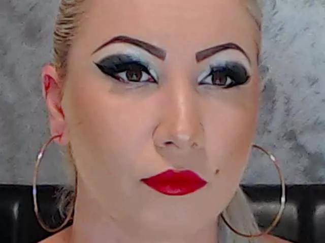 Offline ClaudieTaylon on BongaCams