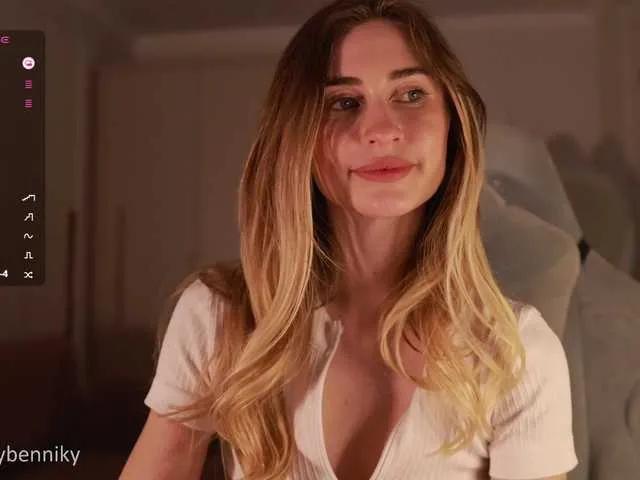 Offline coconutkitty on BongaCams