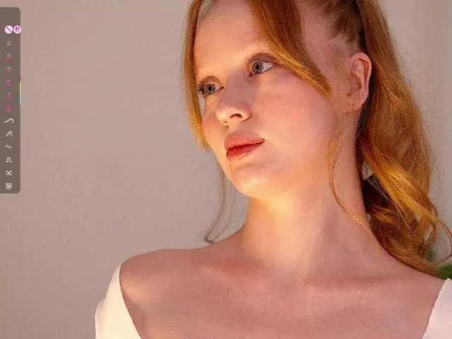 Offline CuteShine on BongaCams