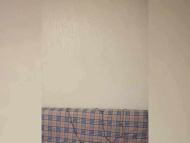 Freechat Donut-red on BongaCams