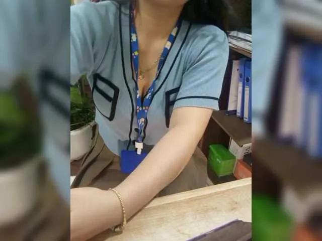 Offline Dream-ari on BongaCams