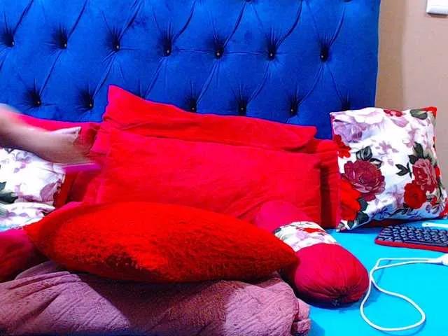 Offline Ebonycandy10 on BongaCams