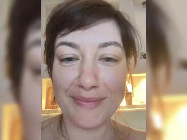 Offline Ekaterina-2017 on BongaCams