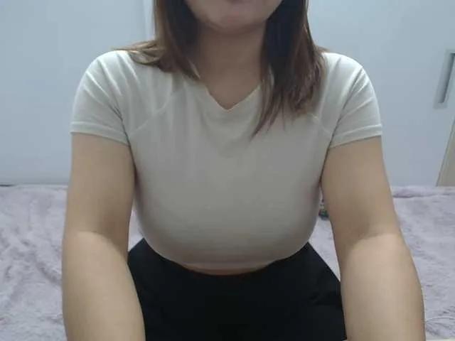 Offline ElenaSex90 on BongaCams