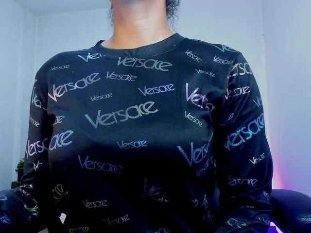 Offline Ellie-Alves on BongaCams