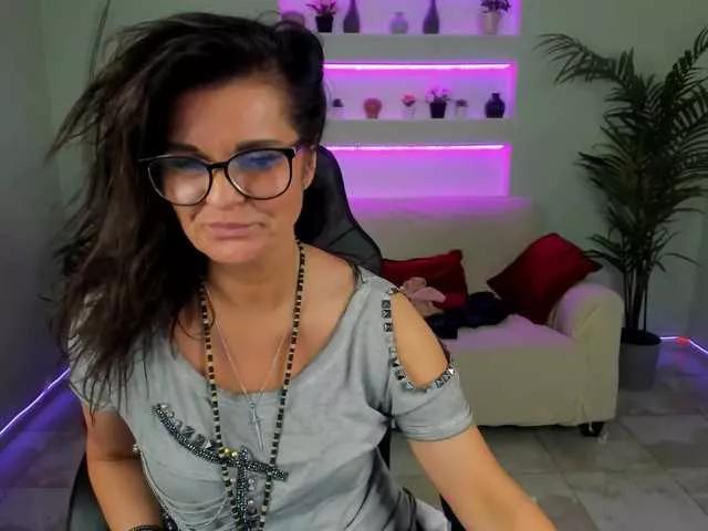 Offline EricalStewart on BongaCams