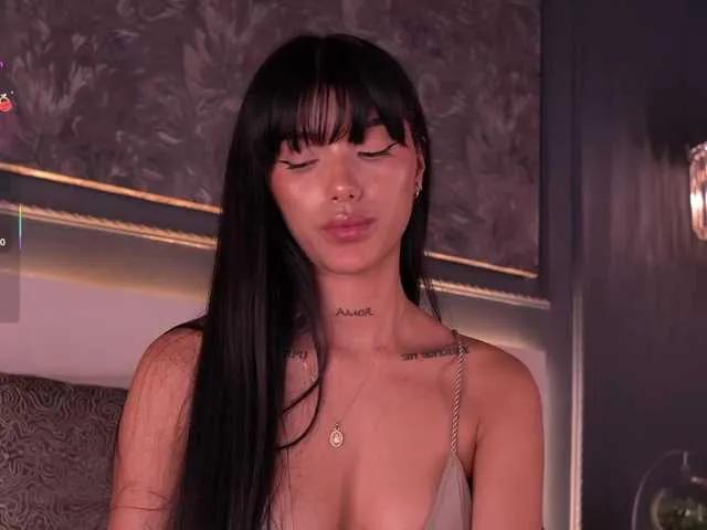 Offline EvaMoretti on BongaCams