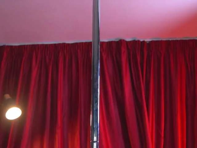 Offline EvelynEvyy on BongaCams