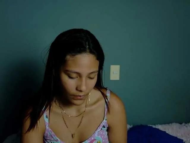 Freechat farianachocolatecrememia on BongaCams